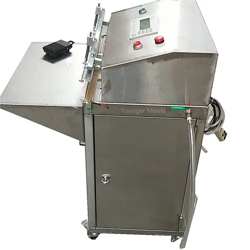 Automatic packing machine for nylon cable ties for water injection and seal